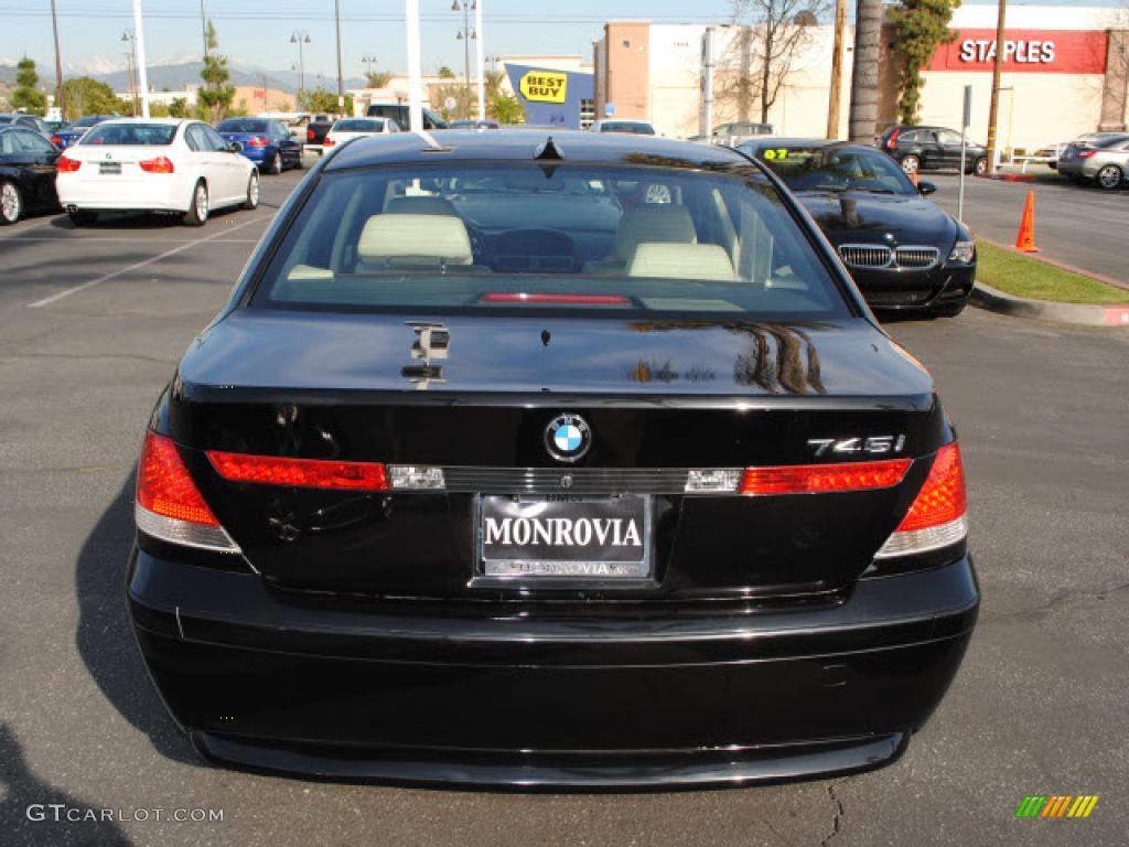 2003 7 Series 745i Sedan - Black Sapphire Metallic / Dark Beige/Beige III photo #10