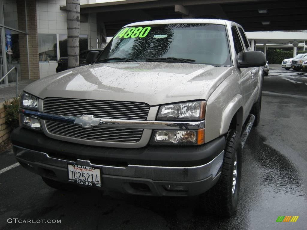 2004 Silverado 1500 LS Extended Cab - Silver Birch Metallic / Dark Charcoal photo #3