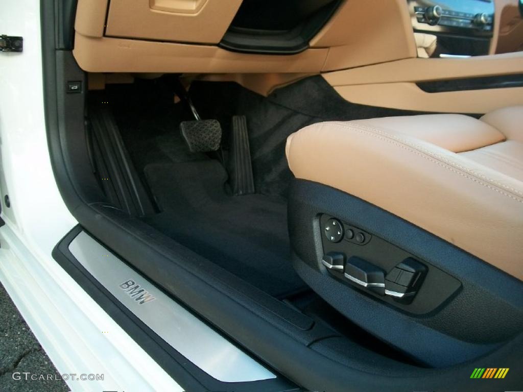 2011 BMW 7 Series 750Li xDrive Sedan Controls Photo #46335147