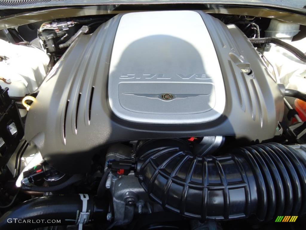 2008 Chrysler 300 C HEMI 5.7 Liter HEMI OHV 16-Valve VVT MDS V8 Engine Photo #46335153