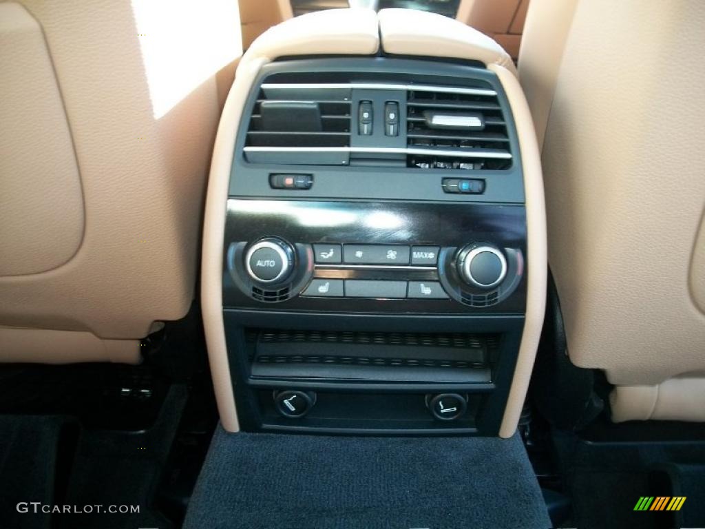 2011 BMW 7 Series 750Li xDrive Sedan Controls Photo #46335279