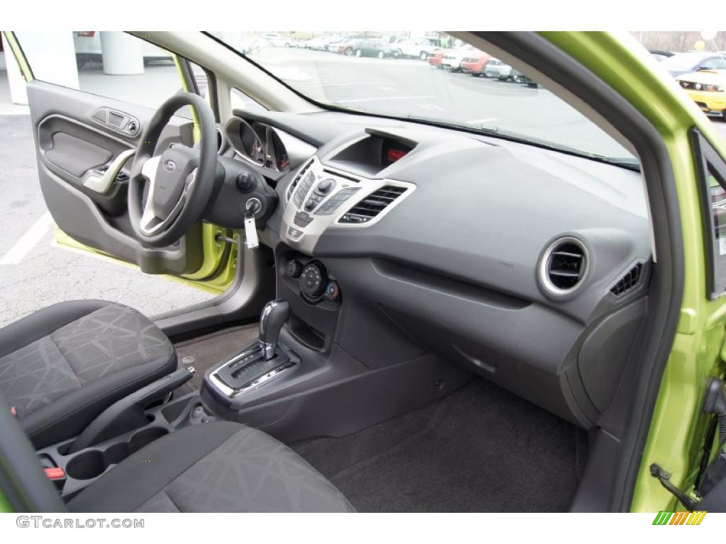 2011 Fiesta SE Hatchback - Lime Squeeze Metallic / Charcoal Black/Blue Cloth photo #14