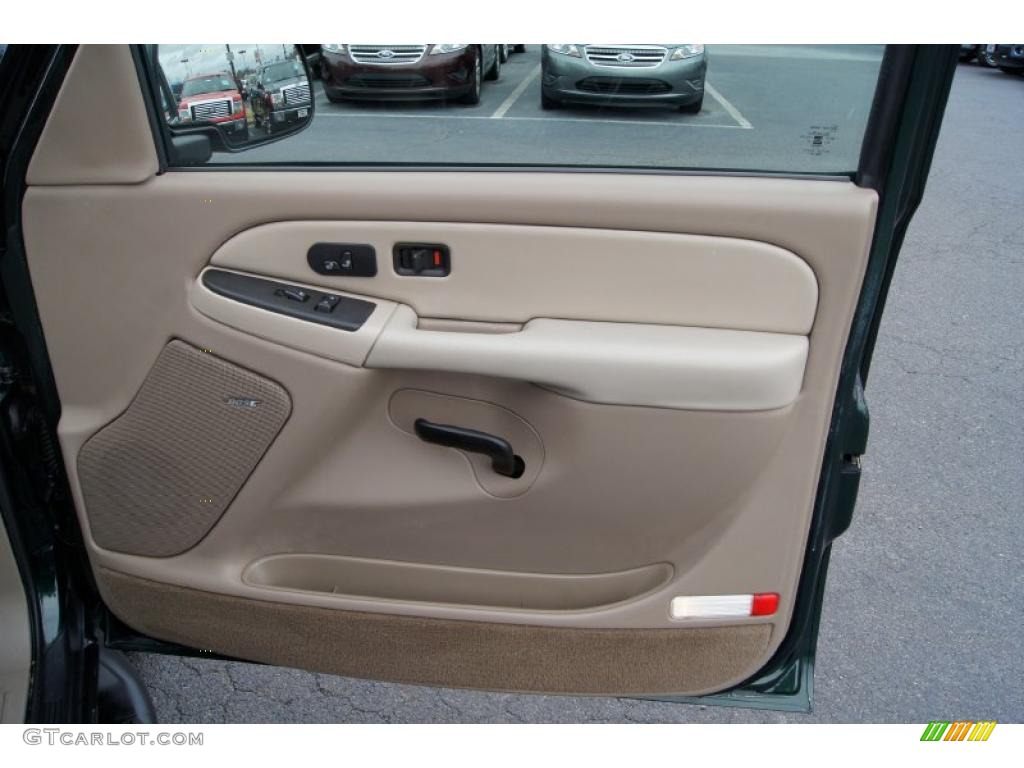 2003 GMC Yukon XL SLT Neutral/Shale Door Panel Photo #46335582