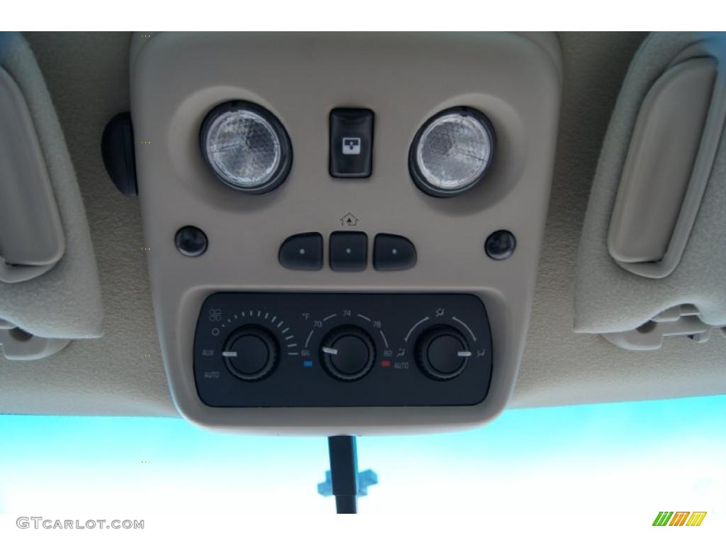 2003 Yukon XL SLT - Polo Green Metallic / Neutral/Shale photo #44