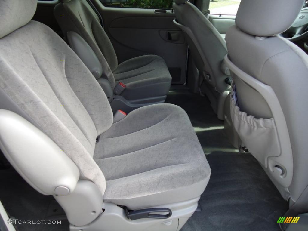 Taupe Interior 2002 Dodge Grand Caravan ES AWD Photo #46336504