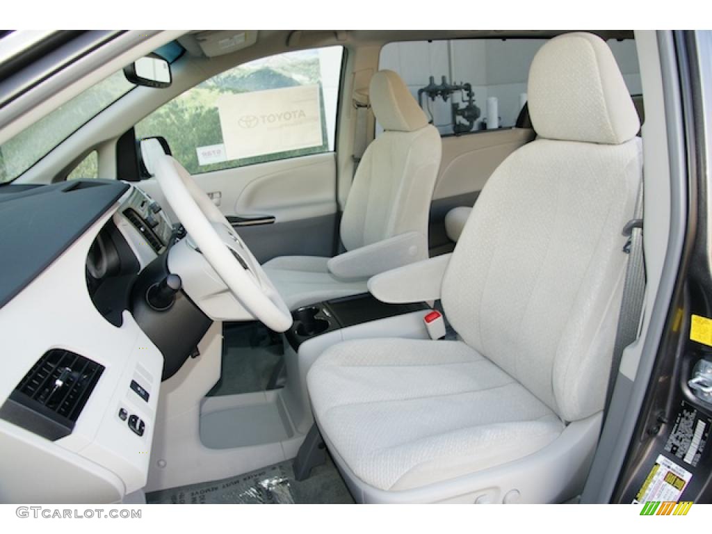 Bisque Interior 2011 Toyota Sienna LE AWD Photo #46338003