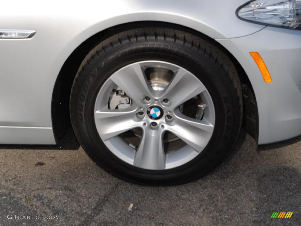 2011 BMW 5 Series 528i Sedan Wheel Photo #46338192
