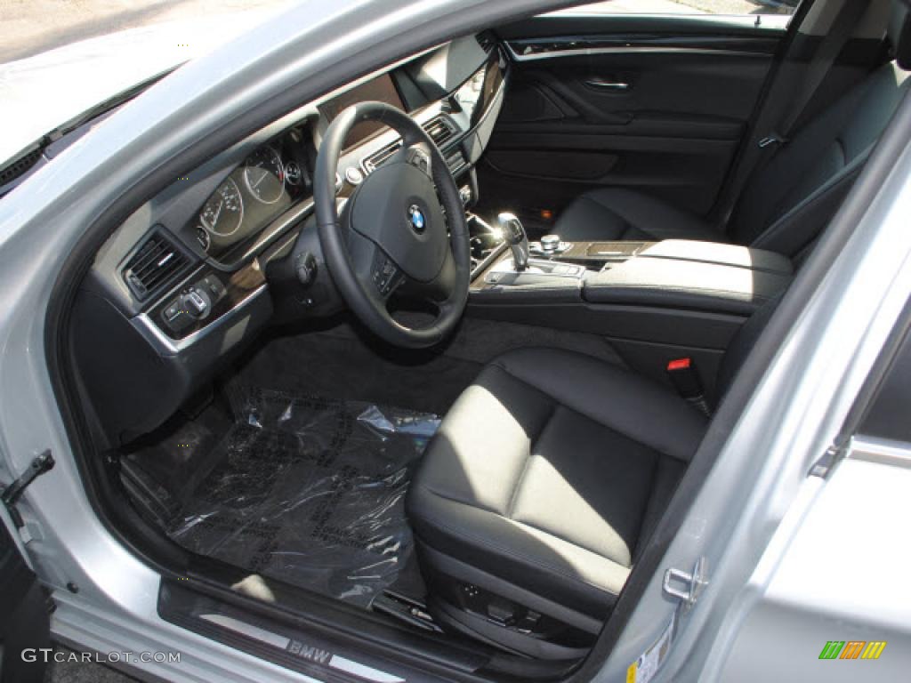 Black Interior 2011 BMW 5 Series 528i Sedan Photo #46338297