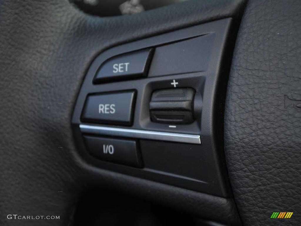 2011 BMW 5 Series 528i Sedan Controls Photo #46338339