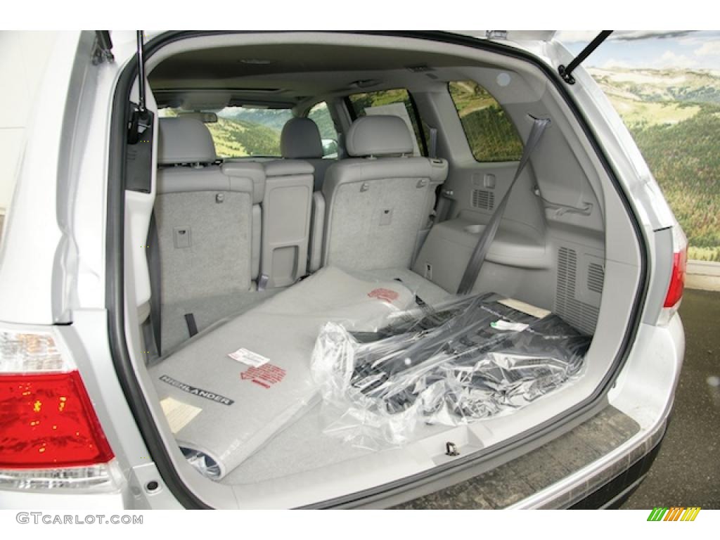 Ash Interior 2011 Toyota Highlander SE 4WD Photo #46338360