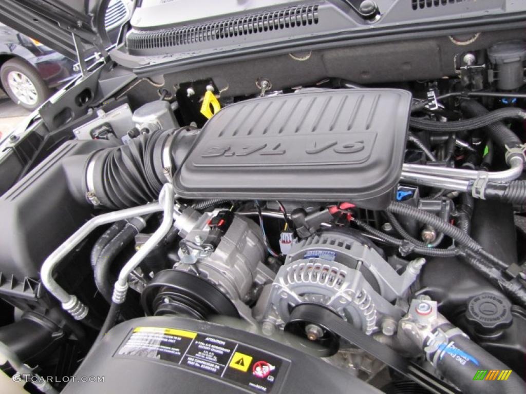 2011 Dodge Dakota Big Horn Crew Cab 3.7 Liter SOHC 12-Valve Magnum V6 Engine Photo #46339203