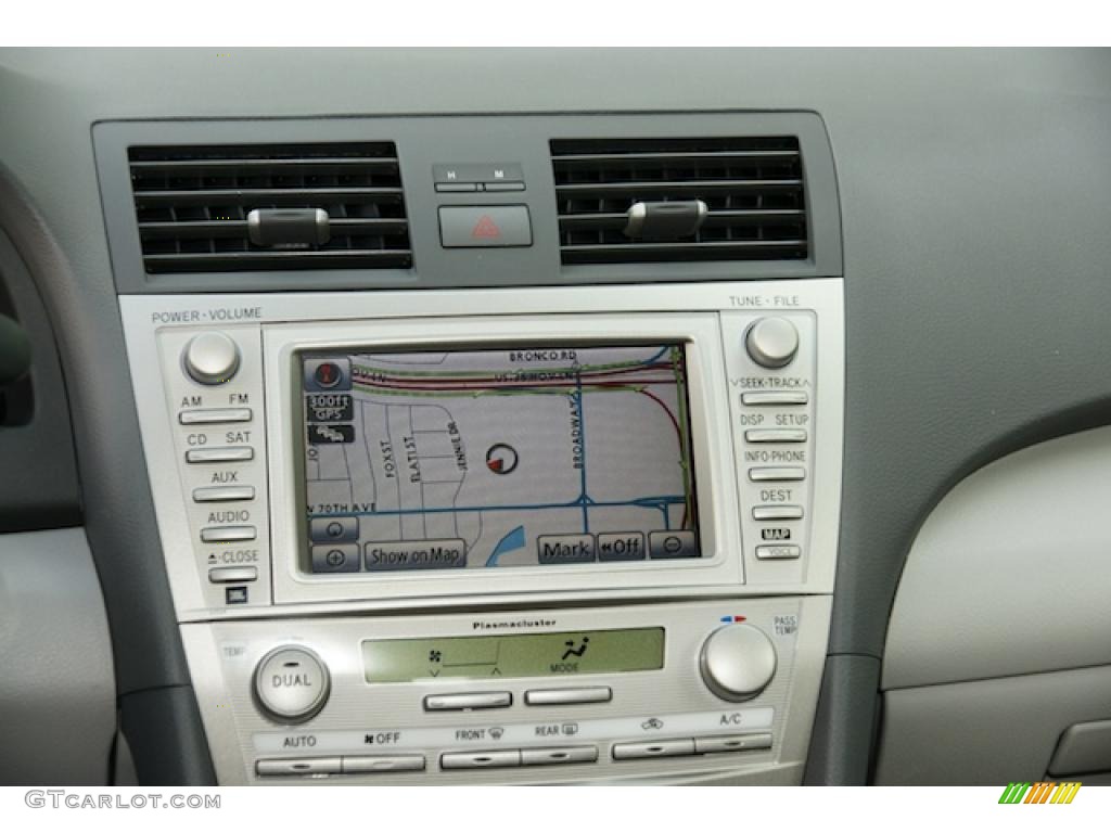 2011 Toyota Camry XLE V6 Navigation Photo #46339407