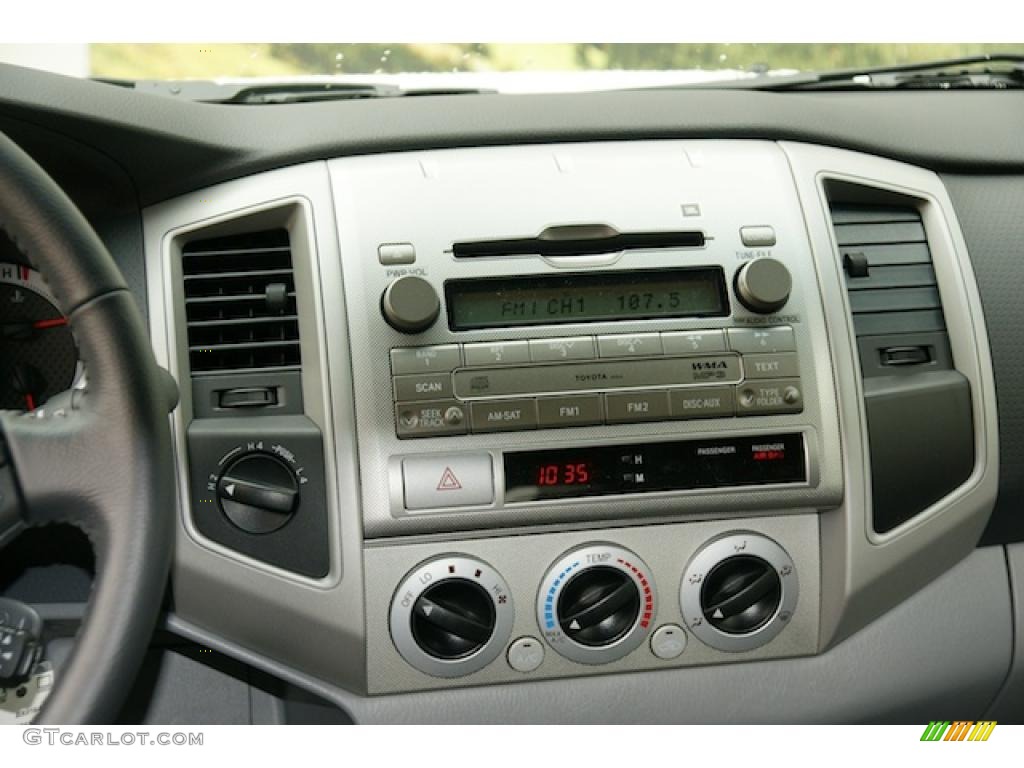 2011 Toyota Tacoma V6 TRD Double Cab 4x4 Controls Photo #46339941