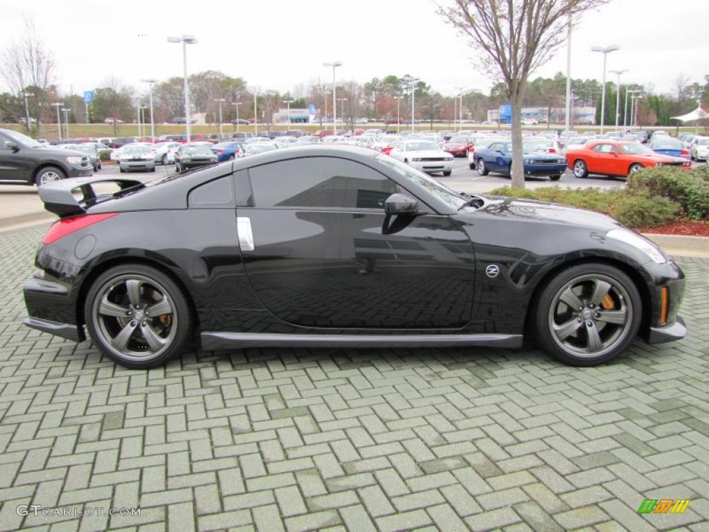 Magnetic Black 2008 Nissan 350Z NISMO Coupe Exterior Photo #46340727