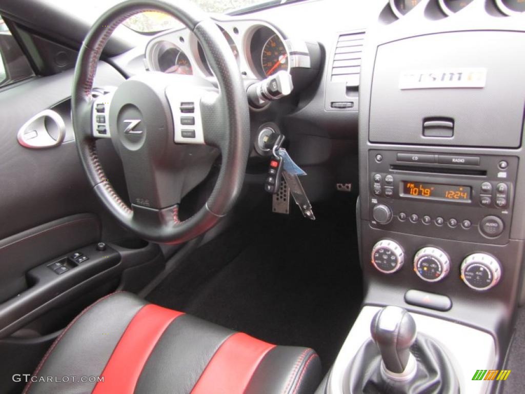 2008 Nissan 350Z NISMO Coupe NISMO Black/Red Dashboard Photo #46340853