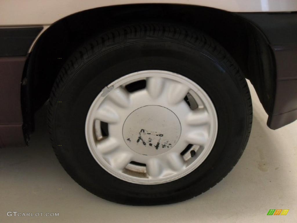 1993 Mazda MPV Standard MPV Model Wheel Photos