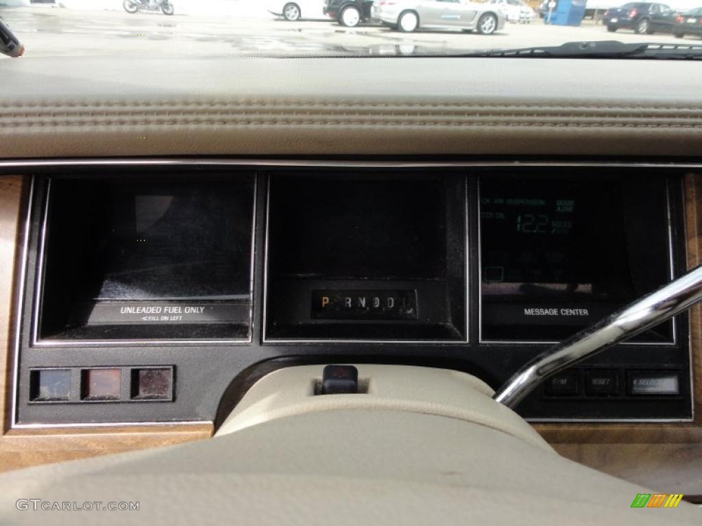 1990 Lincoln Town Car Cartier Gauges Photo #46341366