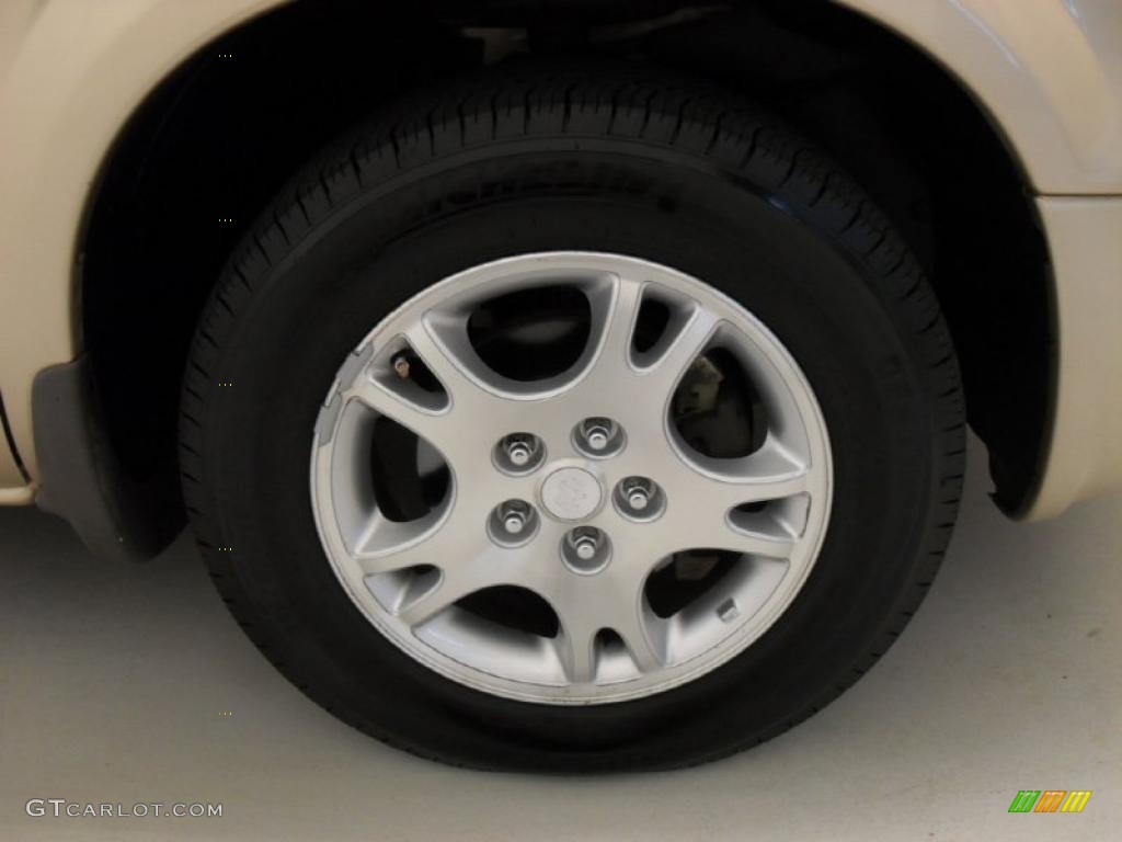 2001 Grand Caravan Sport - Champagne Pearl / Sandstone photo #27