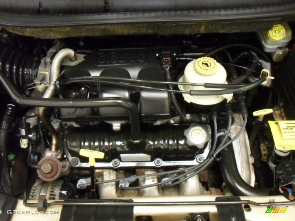 2001 Grand Caravan Sport - Champagne Pearl / Sandstone photo #28