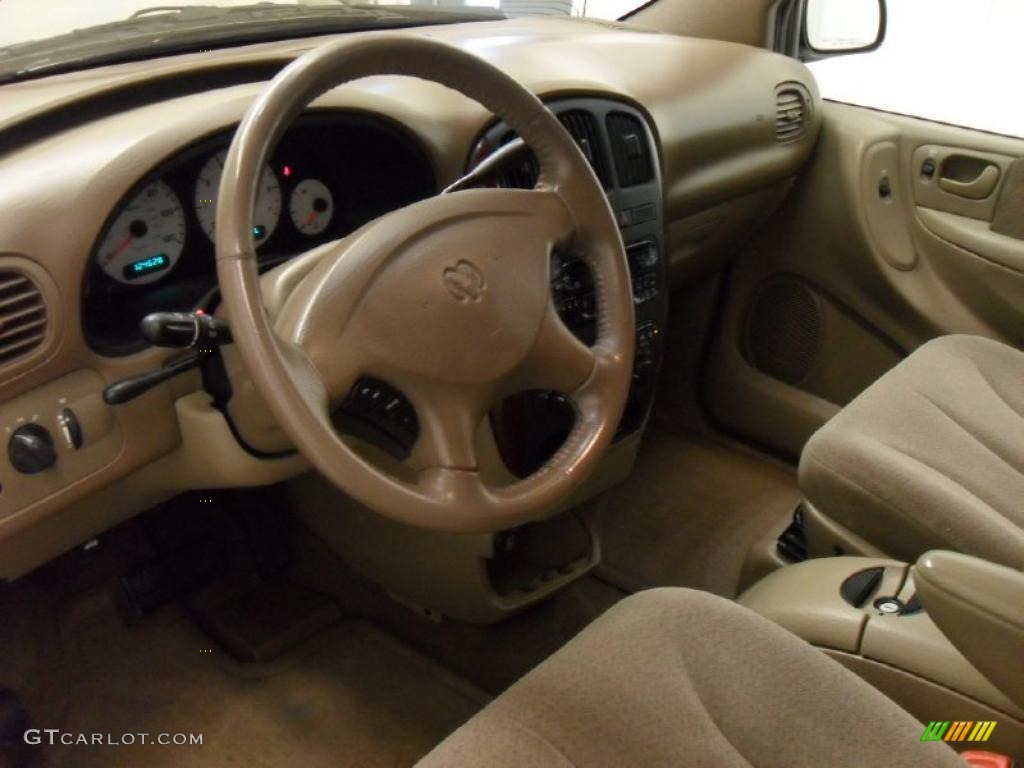 2001 Grand Caravan Sport - Champagne Pearl / Sandstone photo #29