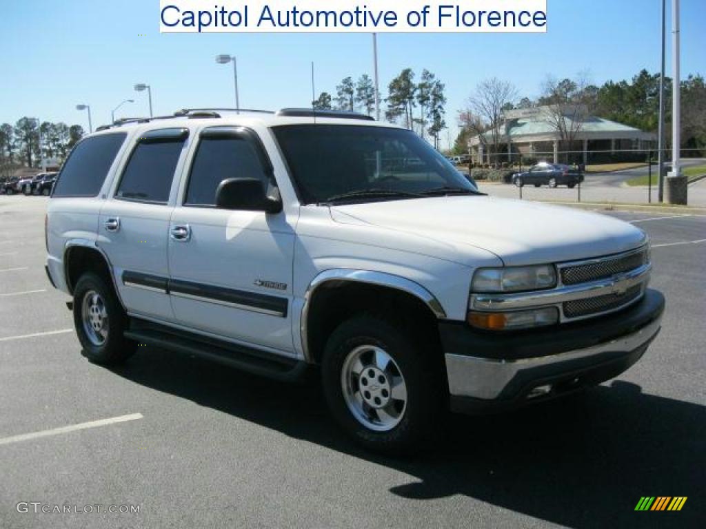 2001 Tahoe LS - Summit White / Graphite/Medium Gray photo #1