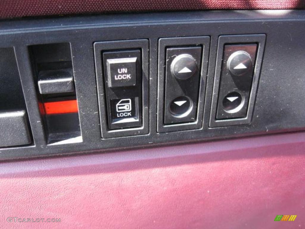 1989 Chevrolet C/K K1500 Scottsdale Regular Cab 4x4 Controls Photos