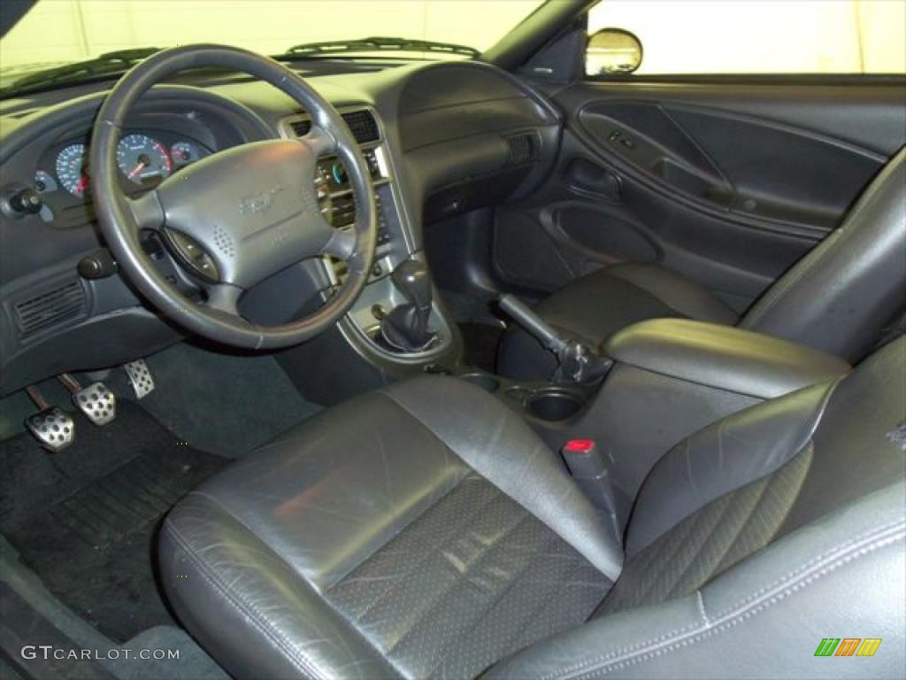 Dark Charcoal Interior 2004 Ford Mustang GT Convertible Photo #46343541