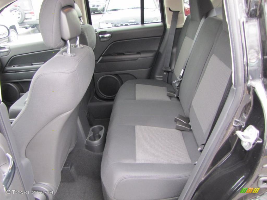 Dark Slate Gray Interior 2011 Jeep Compass 2.0 Latitude Photo #46343637