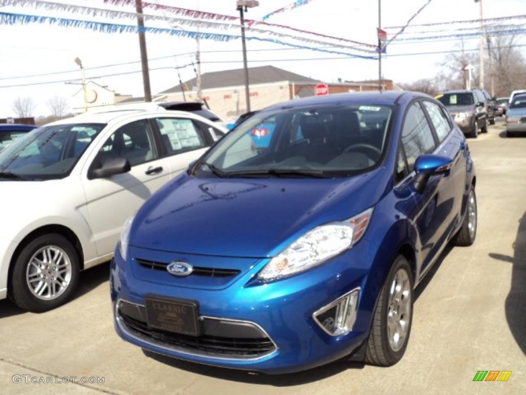 2011 Fiesta SES Hatchback - Blue Flame Metallic / Charcoal Black Leather photo #1