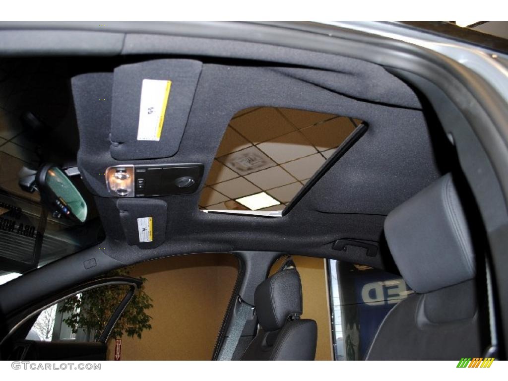 2009 Pontiac G8 Sedan Sunroof Photo #46348307