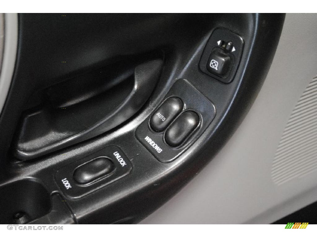 1999 Ford Ranger XLT Extended Cab Controls Photo #46348943
