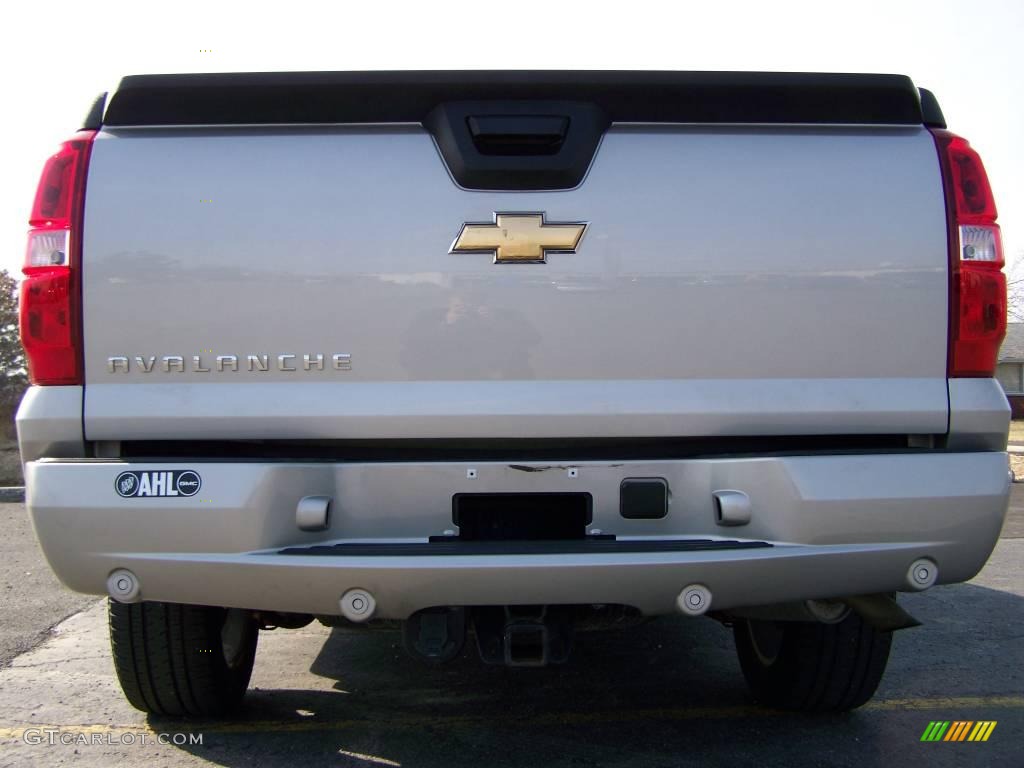 2007 Avalanche LTZ 4WD - Silver Birch Metallic / Ebony photo #6