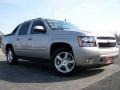 2007 Silver Birch Metallic Chevrolet Avalanche LTZ 4WD  photo #9