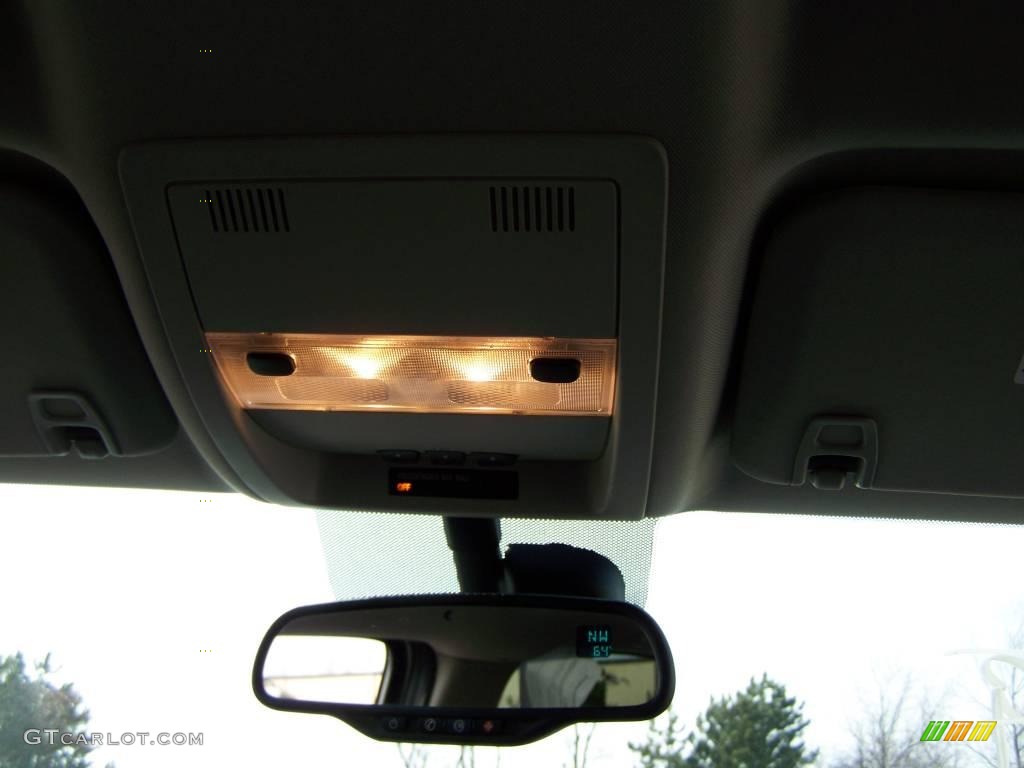 2007 Avalanche LTZ 4WD - Silver Birch Metallic / Ebony photo #16