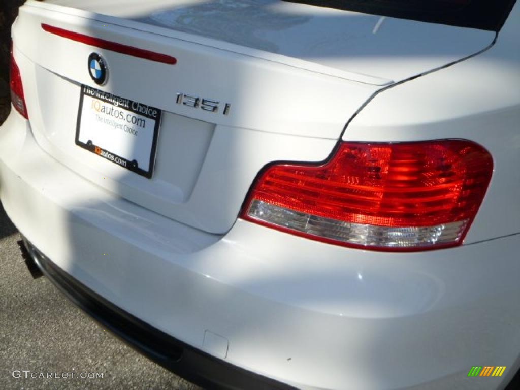 2008 1 Series 135i Coupe - Alpine White / Coral Red photo #11