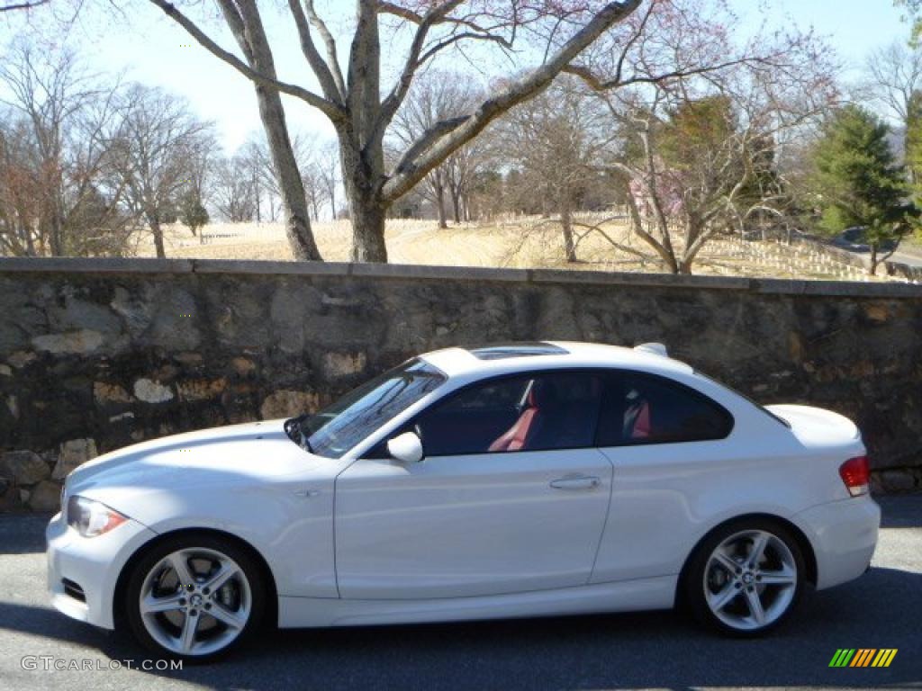 2008 1 Series 135i Coupe - Alpine White / Coral Red photo #17