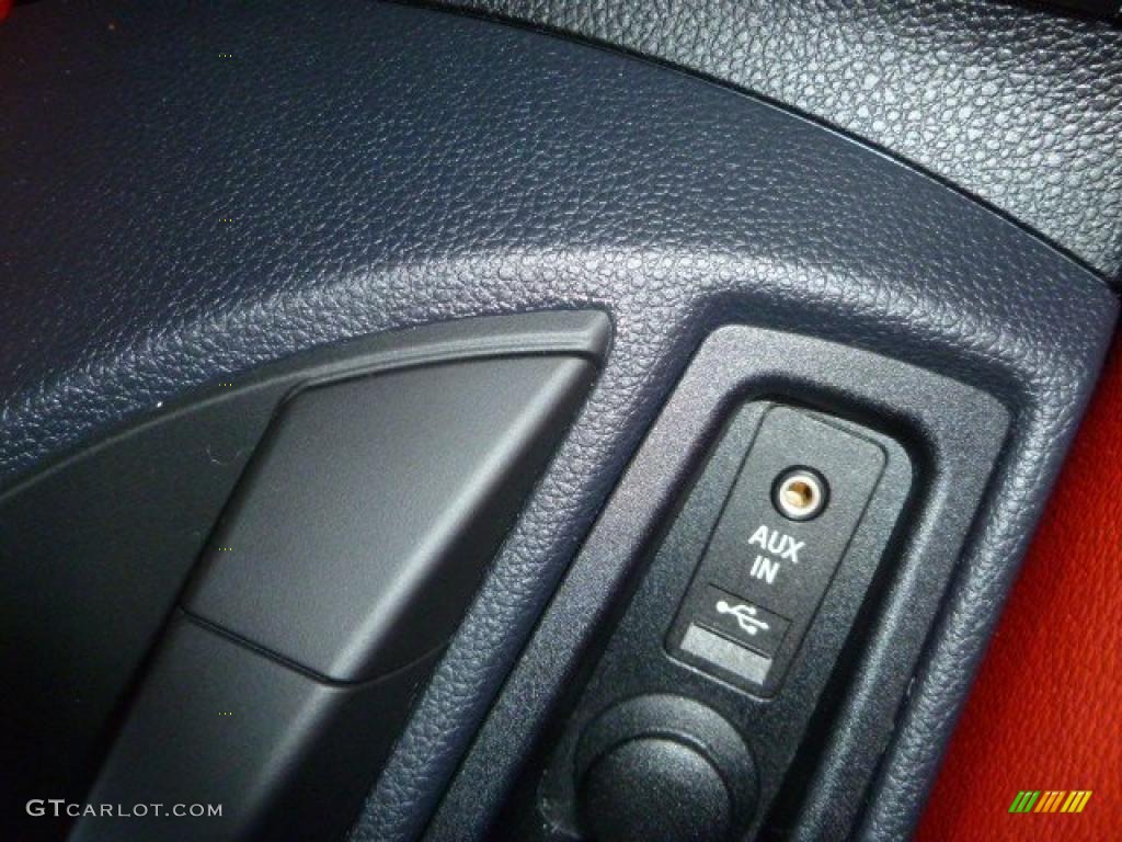 2008 1 Series 135i Coupe - Alpine White / Coral Red photo #32
