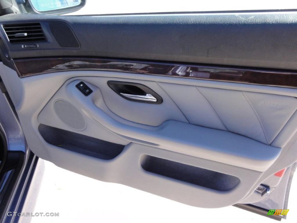 2003 BMW 5 Series 540i Sedan Grey Door Panel Photo #46351013