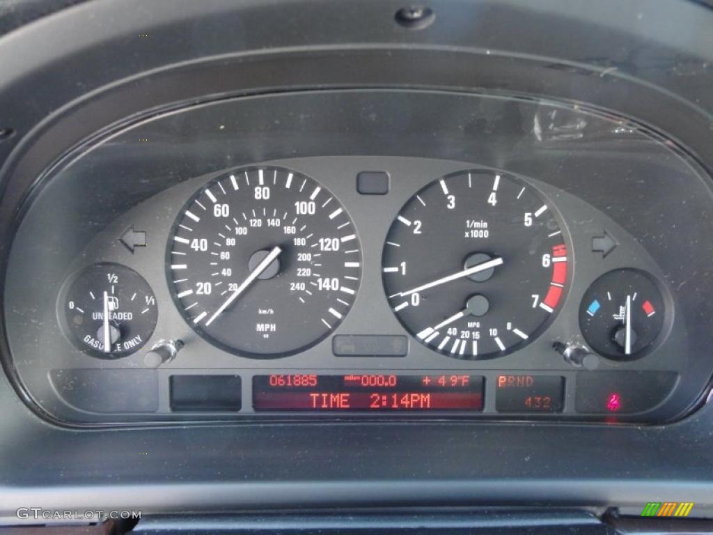 2003 BMW 5 Series 540i Sedan Gauges Photo #46351142