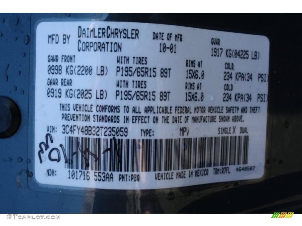 2002 PT Cruiser  - Steel Blue Pearlcoat / Gray photo #18