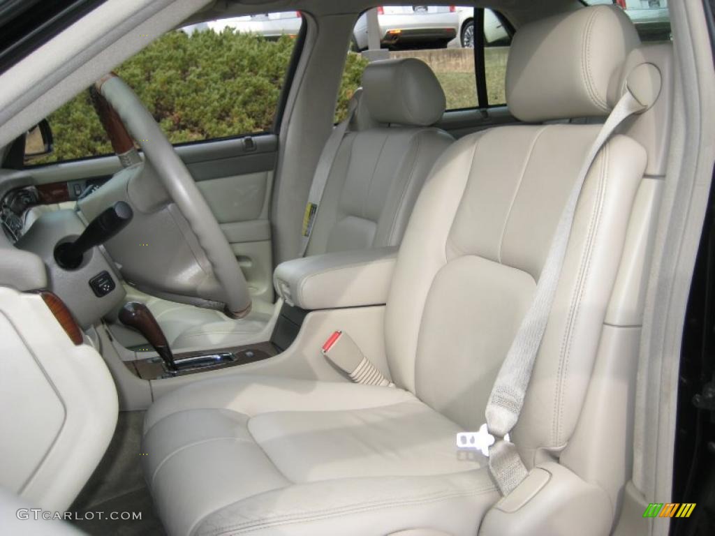 Neutral Shale Interior 2002 Cadillac Seville SLS Photo #46354751