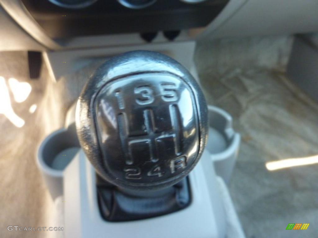 2005 Chevrolet Colorado Regular Cab Transmission Photos