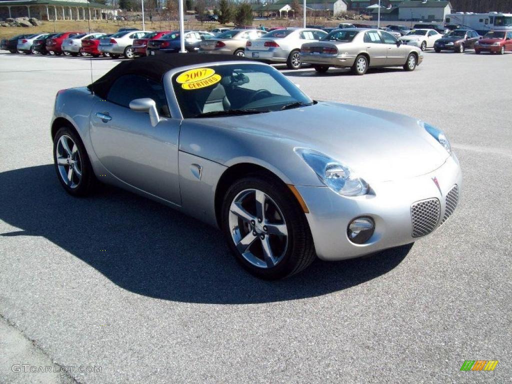 Cool Silver 2007 Pontiac Solstice Roadster Exterior Photo #46361357
