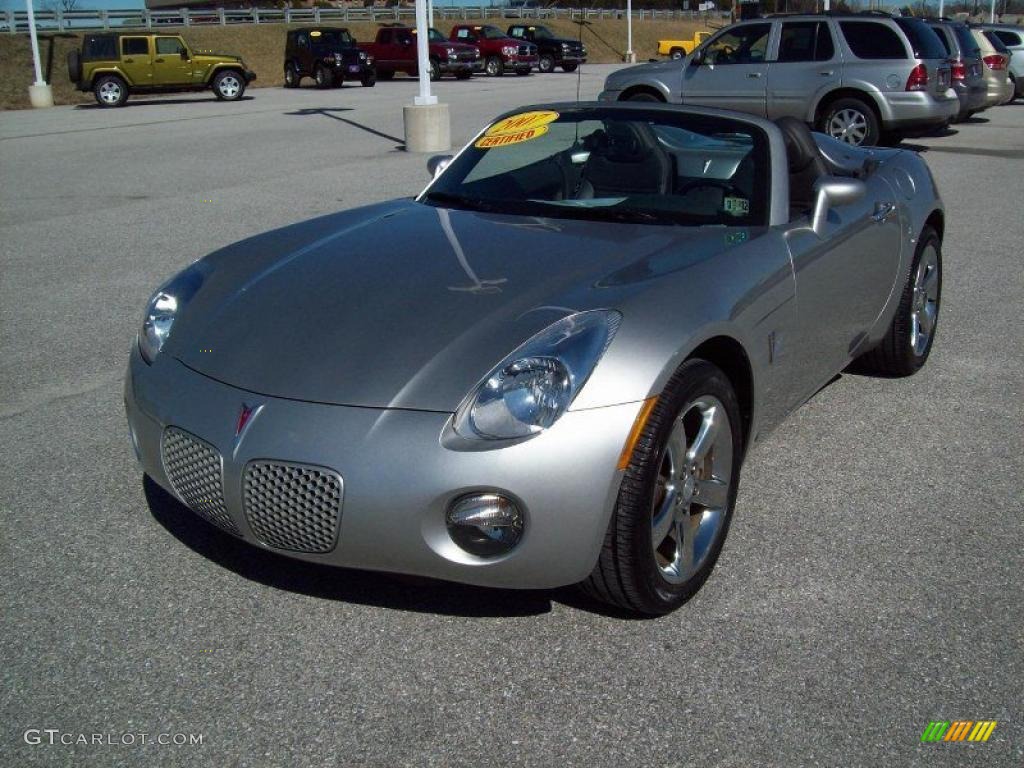 Cool Silver 2007 Pontiac Solstice Roadster Exterior Photo #46361369