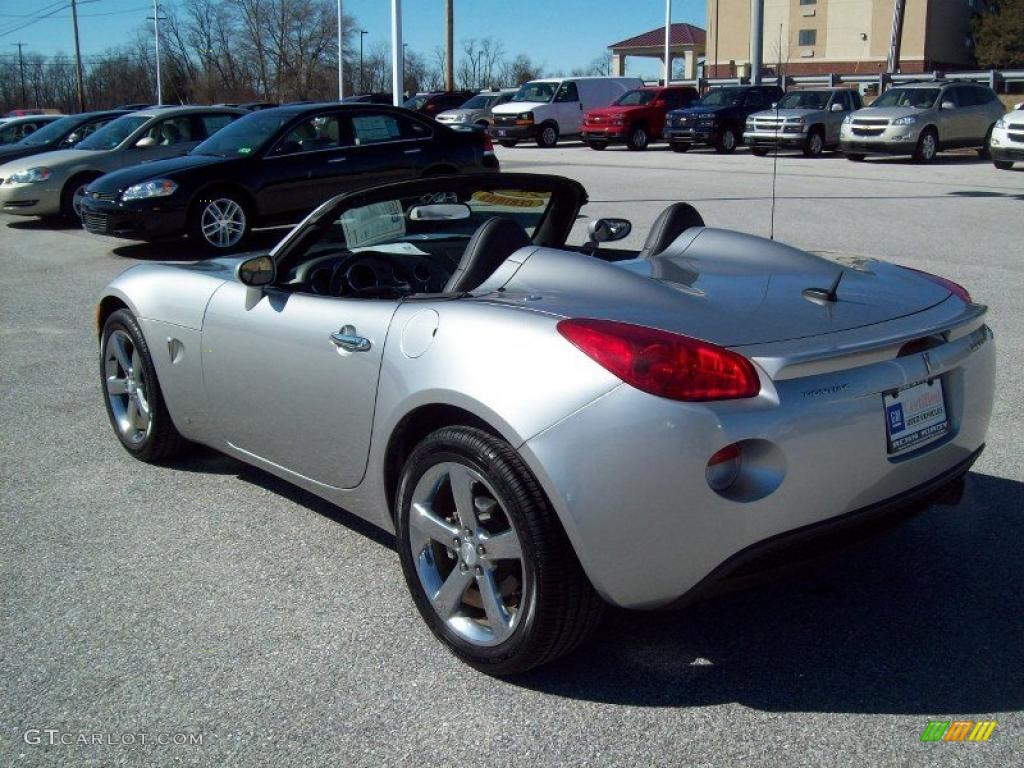 Cool Silver 2007 Pontiac Solstice Roadster Exterior Photo #46361375