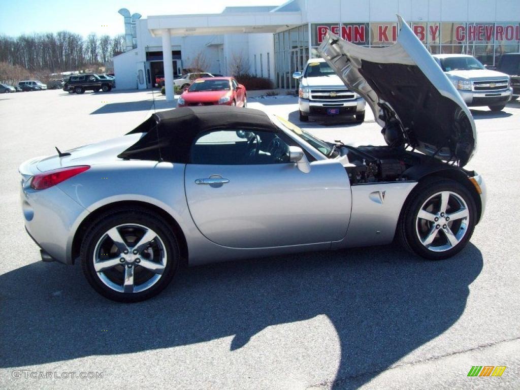 Cool Silver 2007 Pontiac Solstice Roadster Exterior Photo #46361456