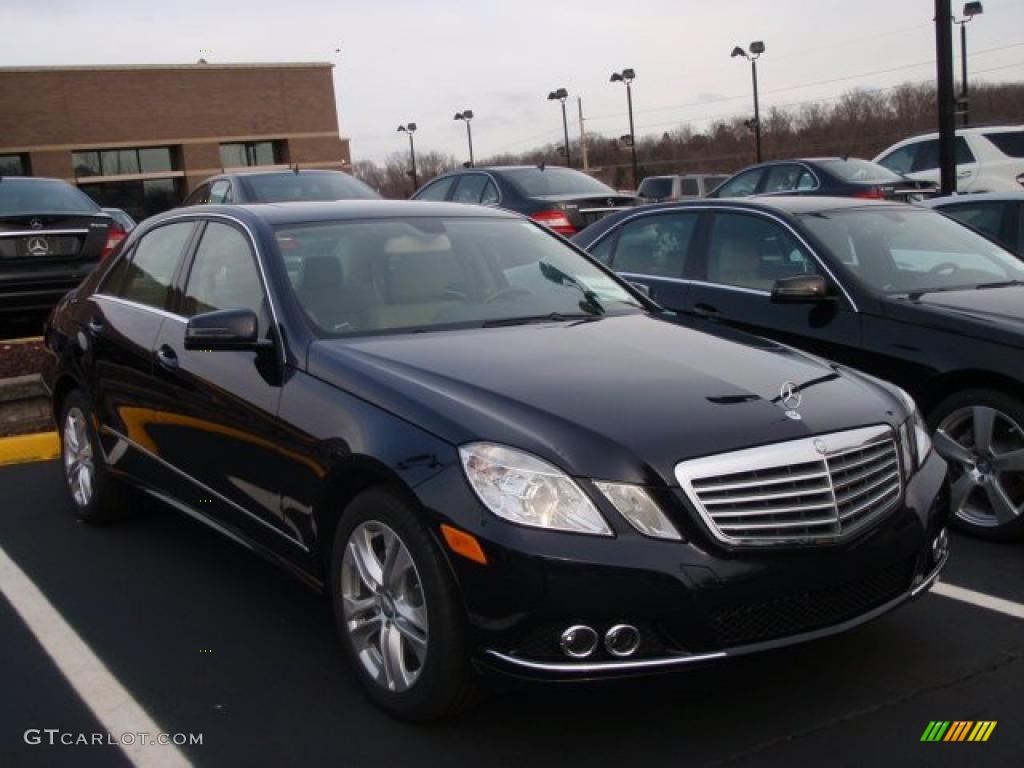 Capri Blue Metallic 2011 Mercedes-Benz E 350 4Matic Sedan Exterior Photo #46361570