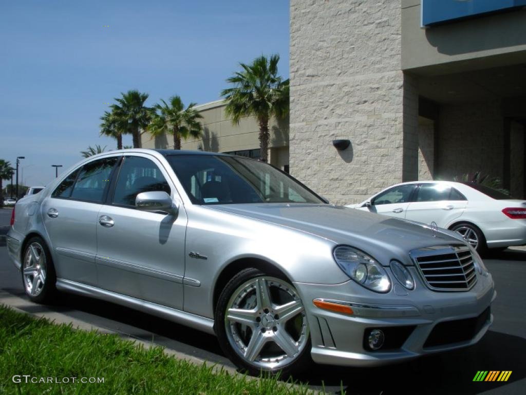 Iridium Silver Metallic 2008 Mercedes-Benz E 63 AMG Sedan Exterior Photo #46362266
