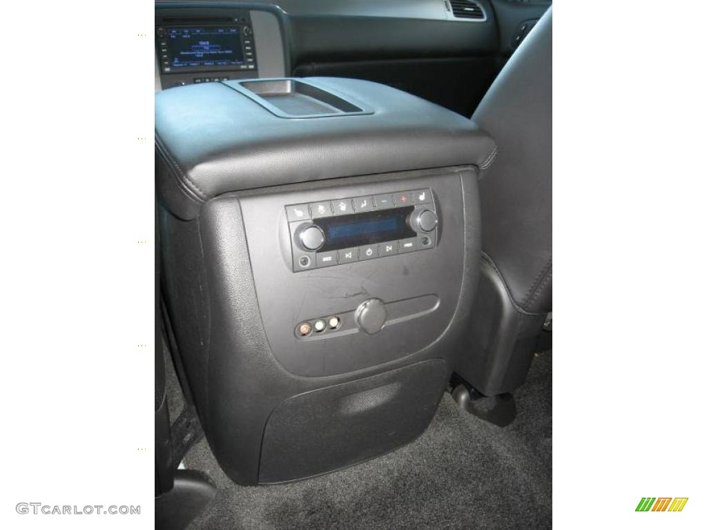 2007 Tahoe Z71 4x4 - Summit White / Light Titanium/Ebony photo #30