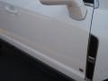 Polar White - VUE XE Photo No. 9